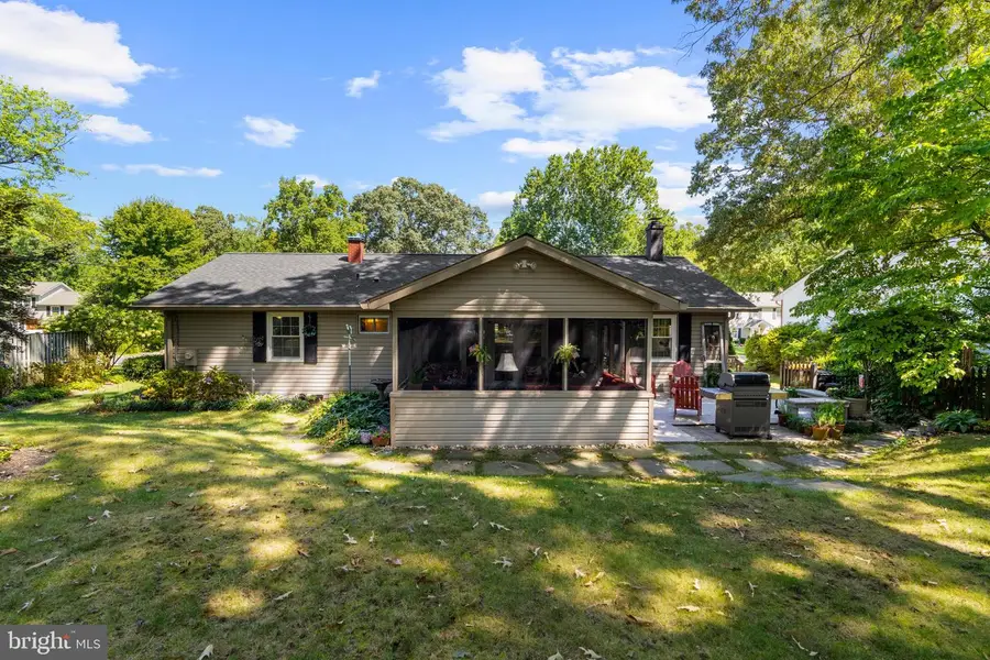 29 Severndale Rd, Severna Park, MD 21146 - #2