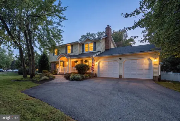 668 White Swan Dr, ARNOLD, MD 21012