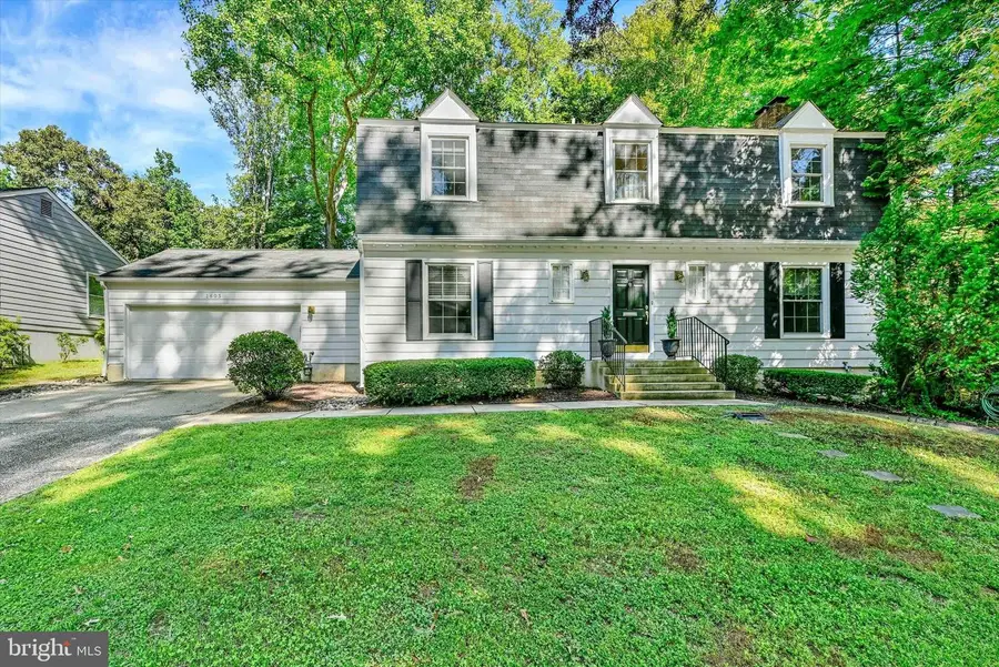 1605 Farnborn St, Crofton, MD 21114 - #2