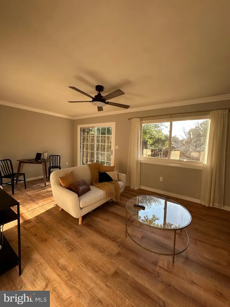 1605 New Windsor Ct, Crofton, MD 21114 - #2