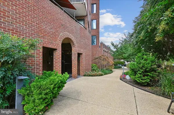 100 Severn Ave #303, ANNAPOLIS, MD 21403