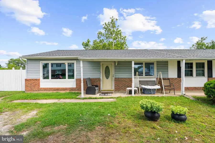 1087 Fitz Ct, Pasadena, MD 21122 - #3