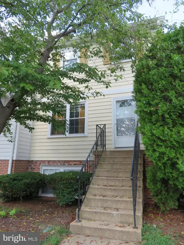 1602 W Bancroft Ln, CROFTON, MD 21114