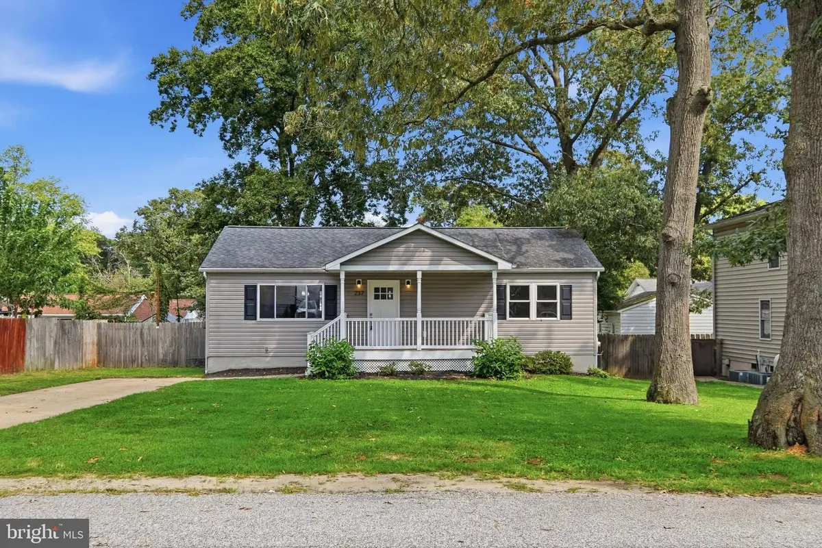 237 10th St, Pasadena, MD 21122 - #1