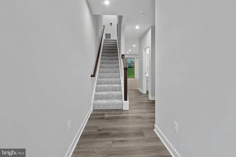174 Bethlehem Pl, Brooklyn Park, MD 21225 - #3