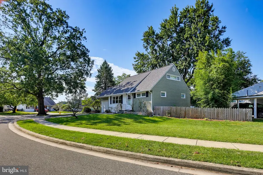 110 Thomas Rd, Glen Burnie, MD 21060 - #2