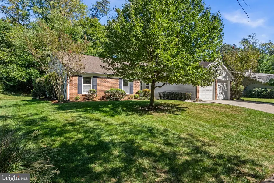 953 Mastline Dr, Annapolis, MD 21401 - #2