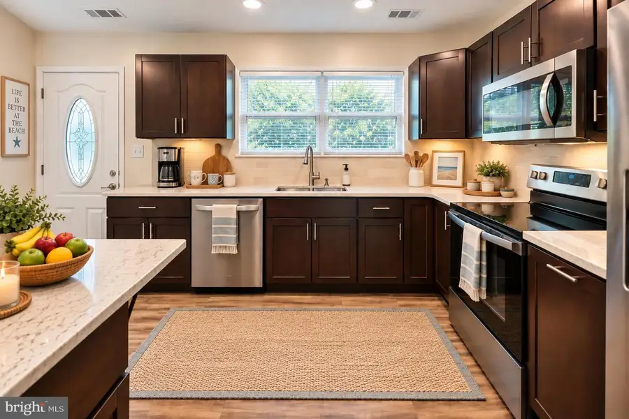 8545 Summit Rd, Pasadena, MD 21122 - #3