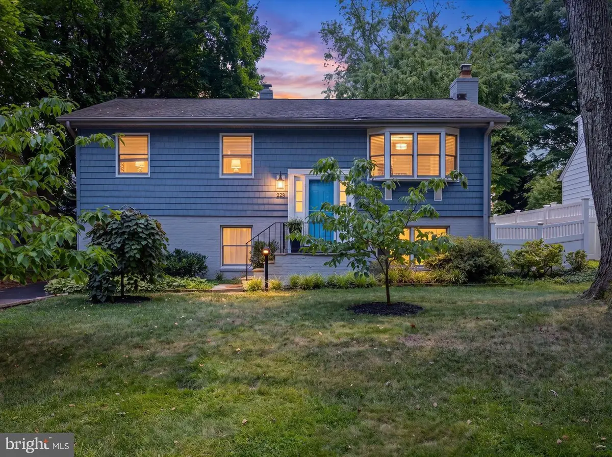 228 Dewey Dr, Annapolis, MD 21401 - #1