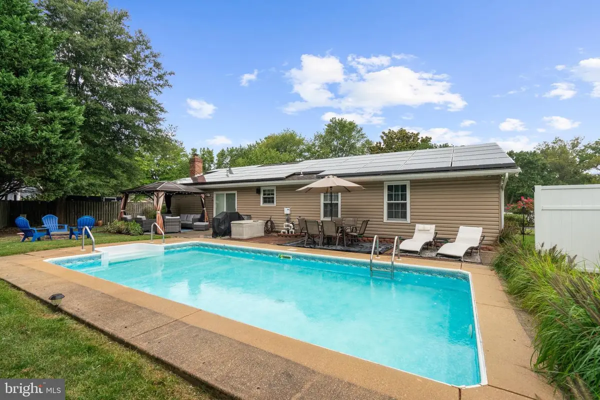 553 Harvest Rd, Severn, MD 21144 - #1
