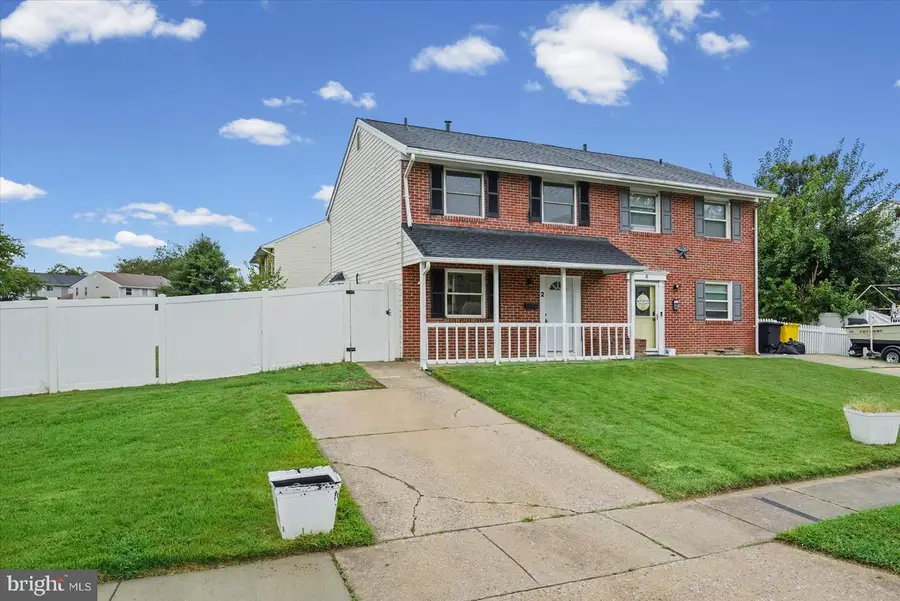 2 Breakwater Ct, Pasadena, MD 21122 - #2