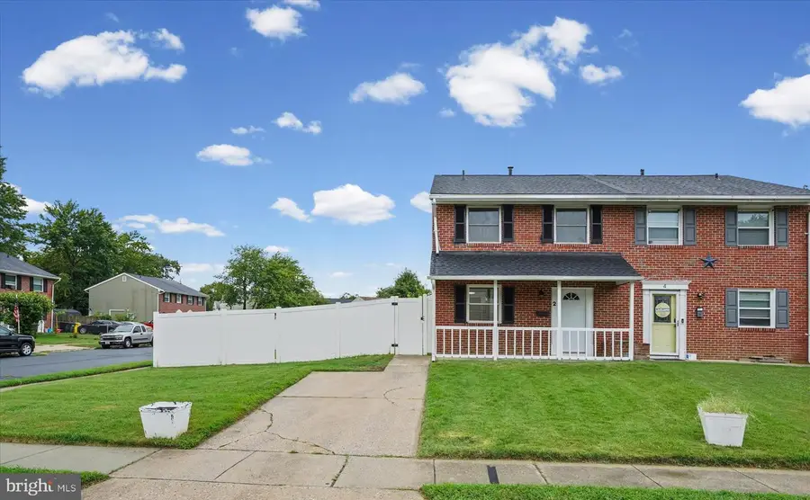 2 Breakwater Ct, Pasadena, MD 21122 - #3