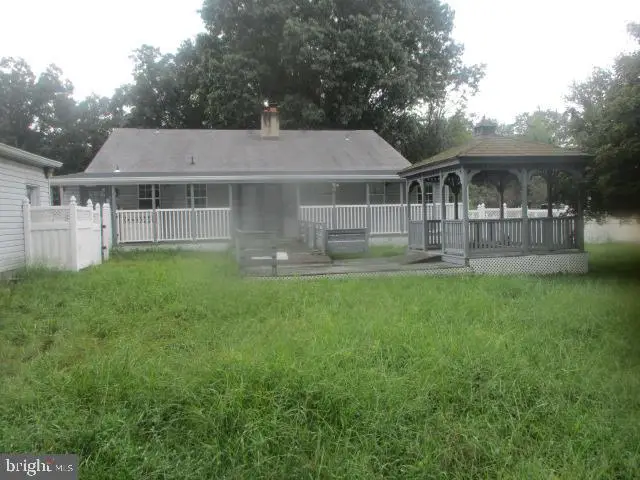 22 Luke Dr, Pasadena, MD 21122 - #2