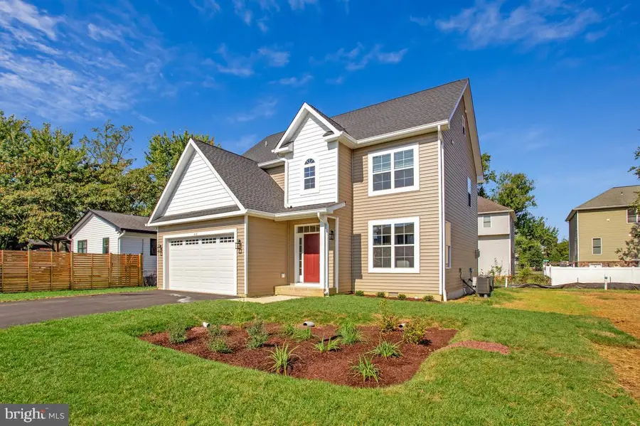 416 Venton Rd, Edgewater, MD 21037 - #2