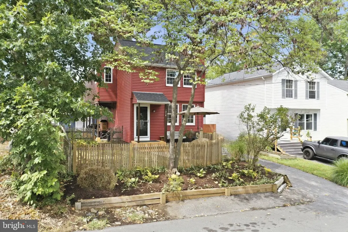 1816 Glenarm Rd, Edgewater, MD 21037 - #1