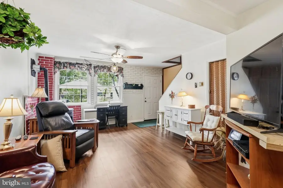 1816 Glenarm Rd, Edgewater, MD 21037 - #3