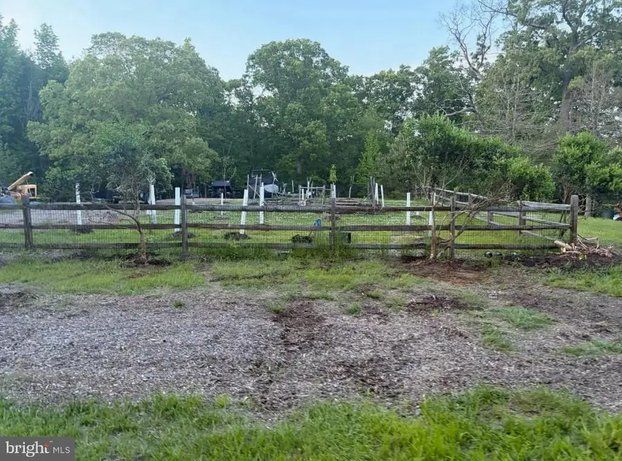 800 N Shore Dr N, Glen Burnie, MD 21060 - #3