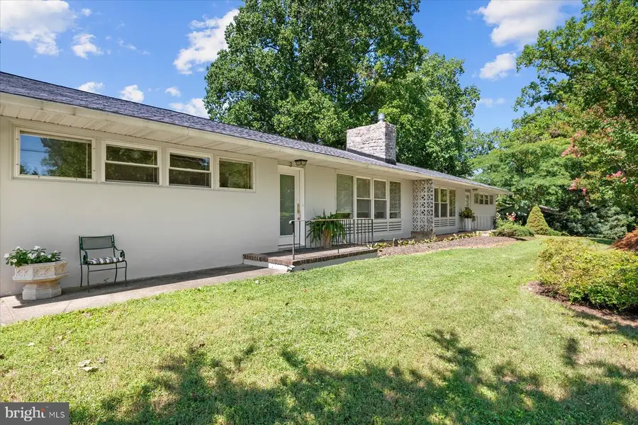 3 Sheridan Rd, Arnold, MD 21012 - #3