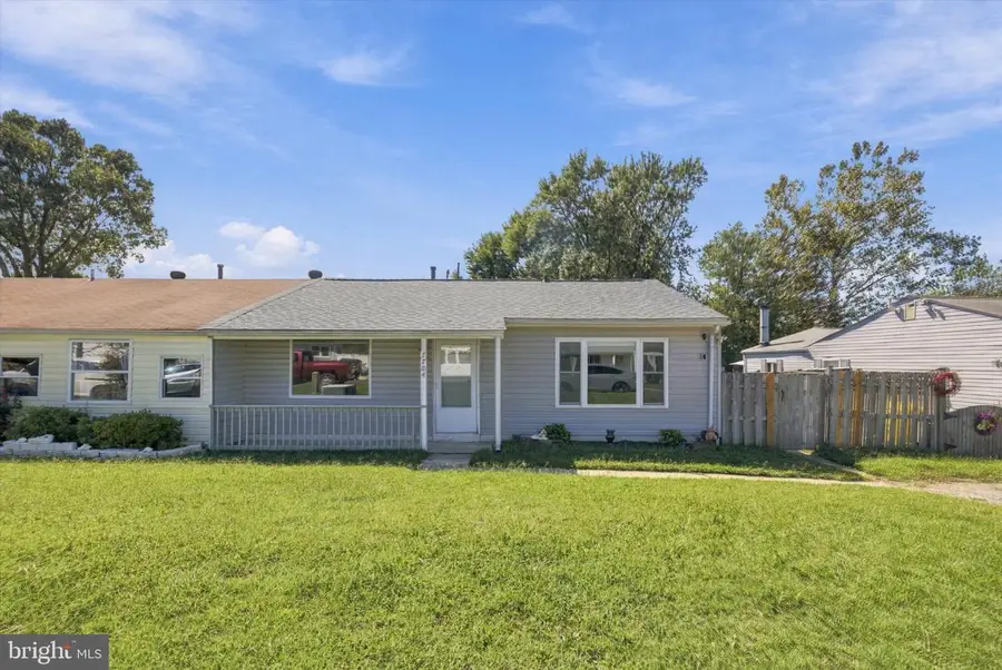 7704 Queens Park Rd, Pasadena, MD 21122 - #3