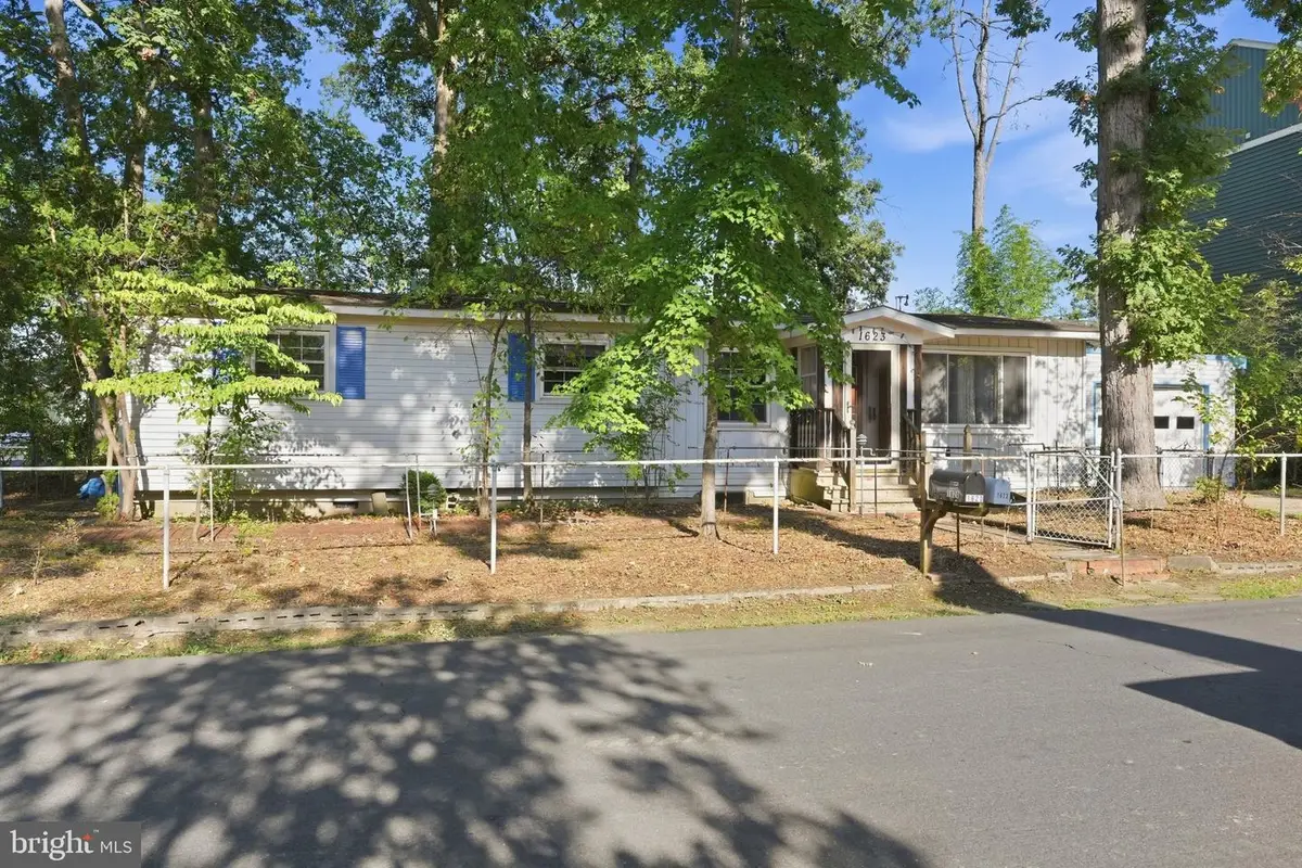1623 Shady Side Dr, Edgewater, MD 21037 - #1