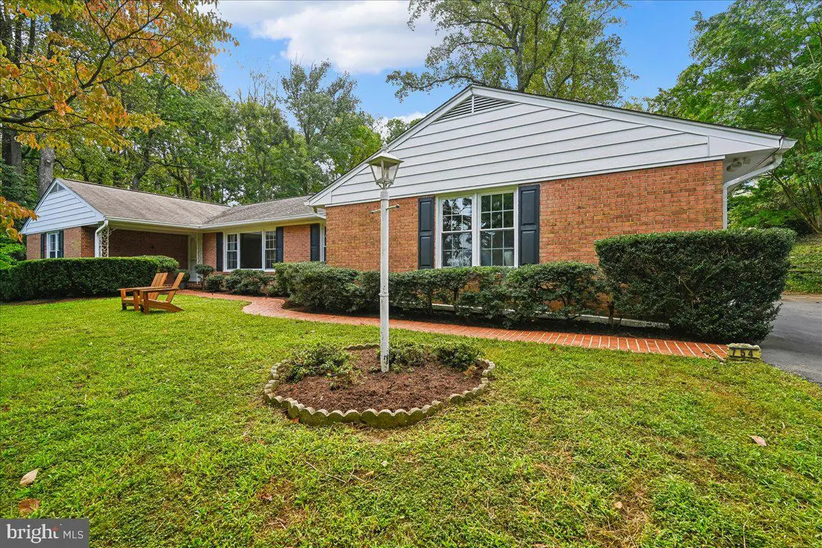754 Carlisle Dr, Arnold, MD 21012 - #1