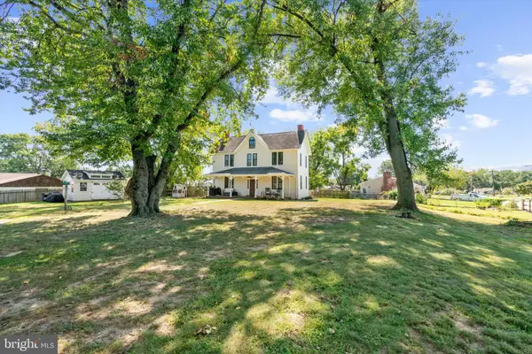 13 Hopkins St, GLEN BURNIE, MD 21061