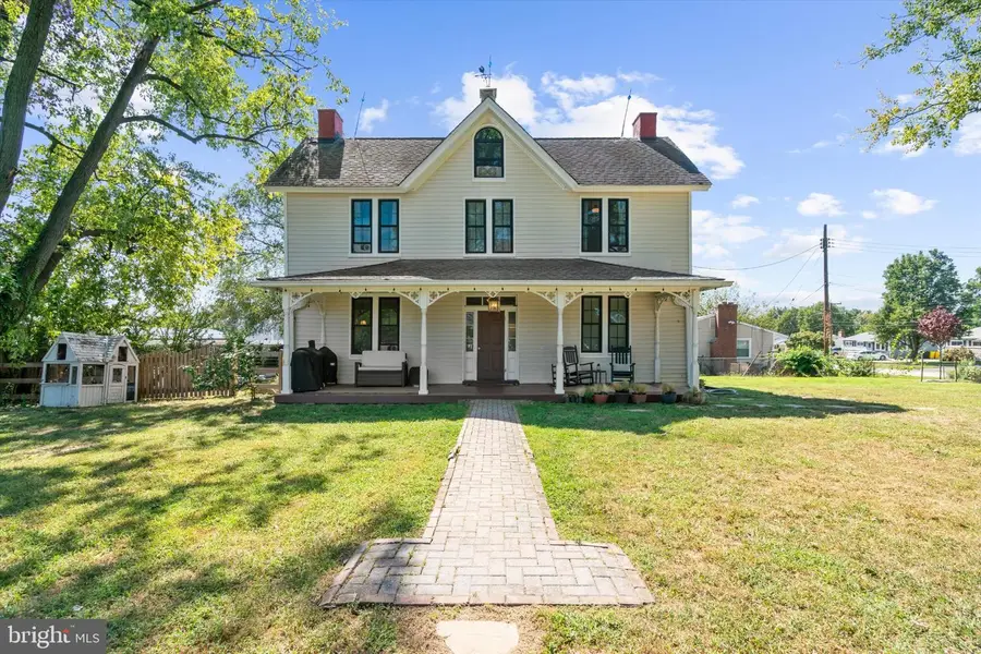 13 Hopkins St, Glen Burnie, MD 21061 - #2