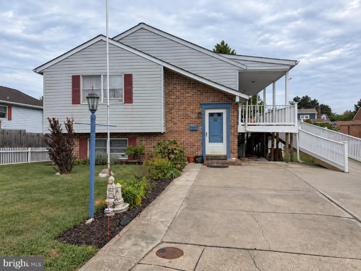 257 Carroll Rd, Pasadena, MD 21122 - #1