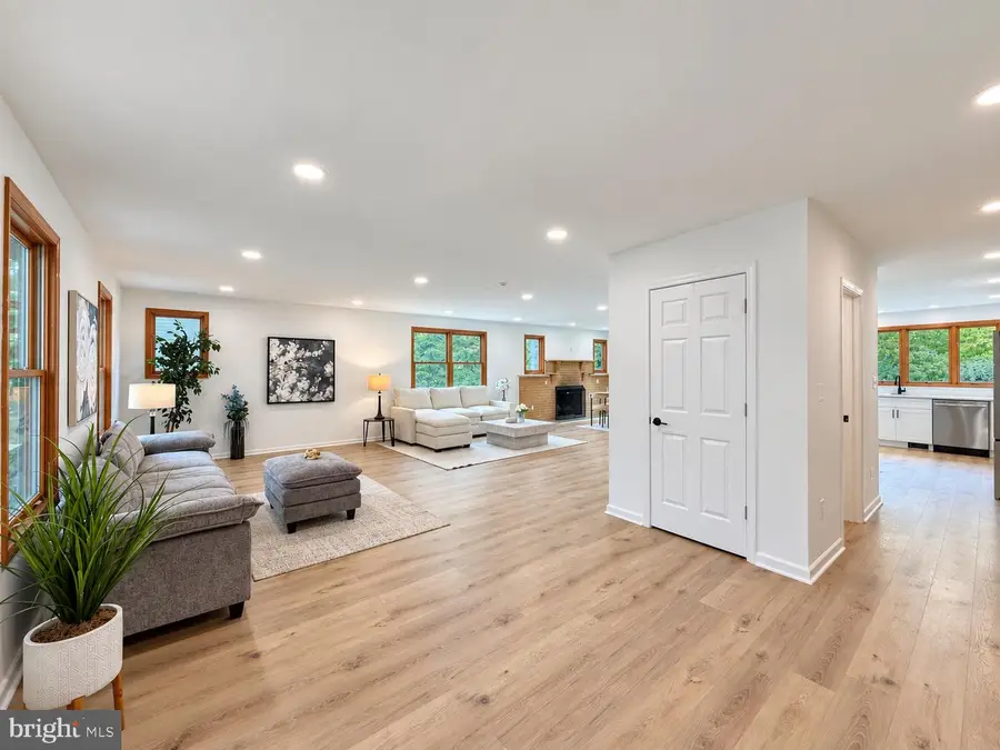 273 North Dr, Severna Park, MD 21146 - #3
