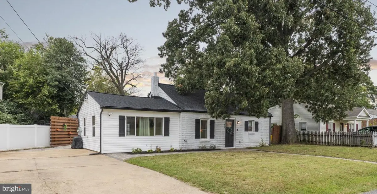 7684 Pine Haven Dr, Pasadena, MD 21122 - #1