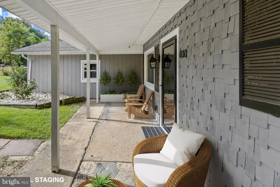 610 Laurel Dr, Pasadena, MD 21122 - #3