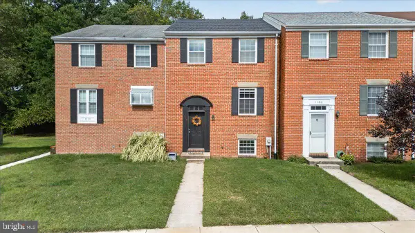 1108 Soho Ct, CROFTON, MD 21114