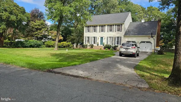 7683 Water Oak Point Rd, PASADENA, MD 21122