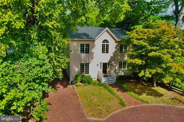9 Hull Ave, ANNAPOLIS, MD 21403