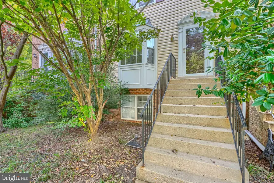 1017 Murdoch Ct, Crofton, MD 21114 - #2