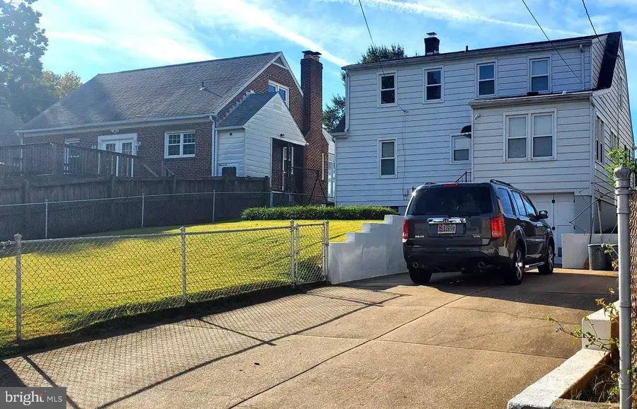 108 13th Ave, Baltimore, MD 21225 - #3