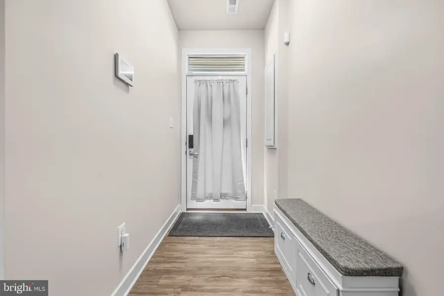 555 Levanna Ln, Glen Burnie, MD 21060 - #3