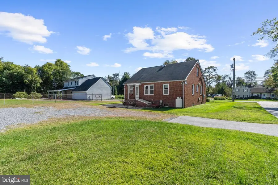 1242 Delmont Rd, Severn, MD 21144 - #2