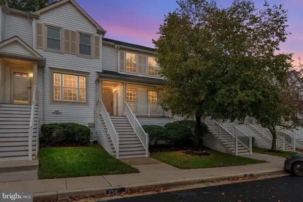 1600 Fallowfield, CROFTON, MD 21114