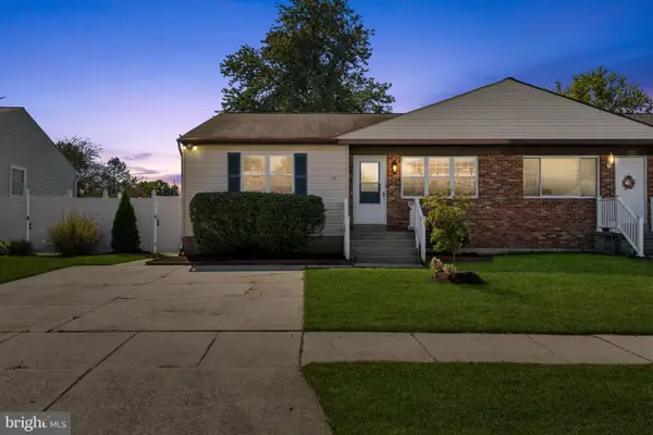 875 Turf Valley Dr, PASADENA, MD 21122