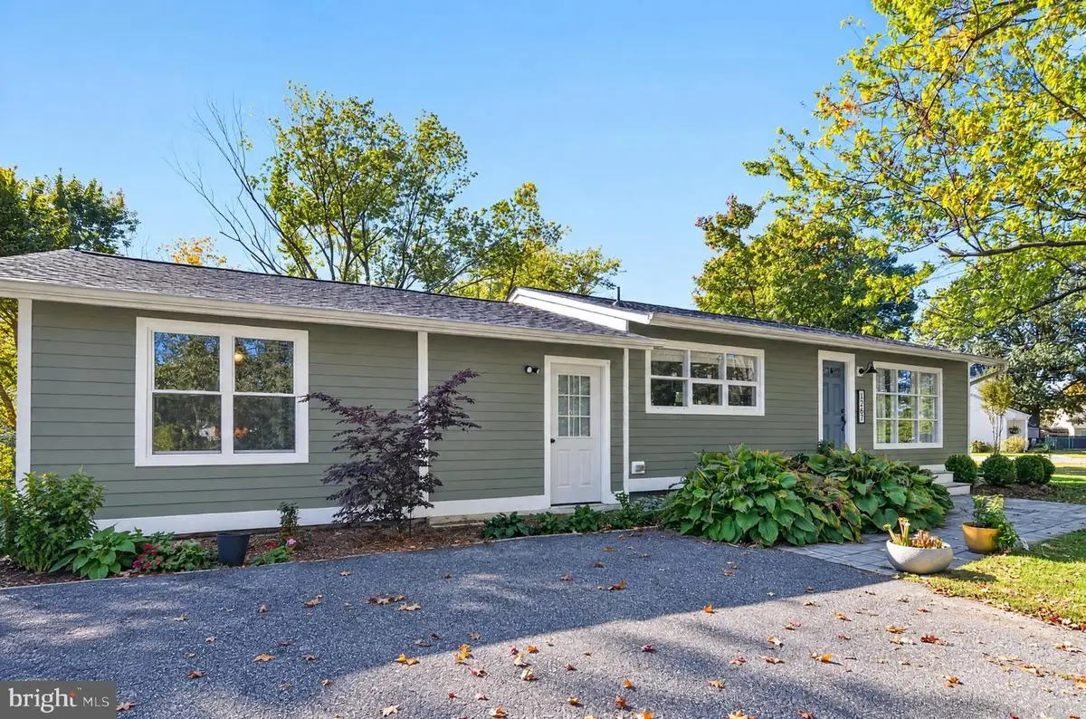 1267 Cove Dr, Churchton, MD 20733 - #1
