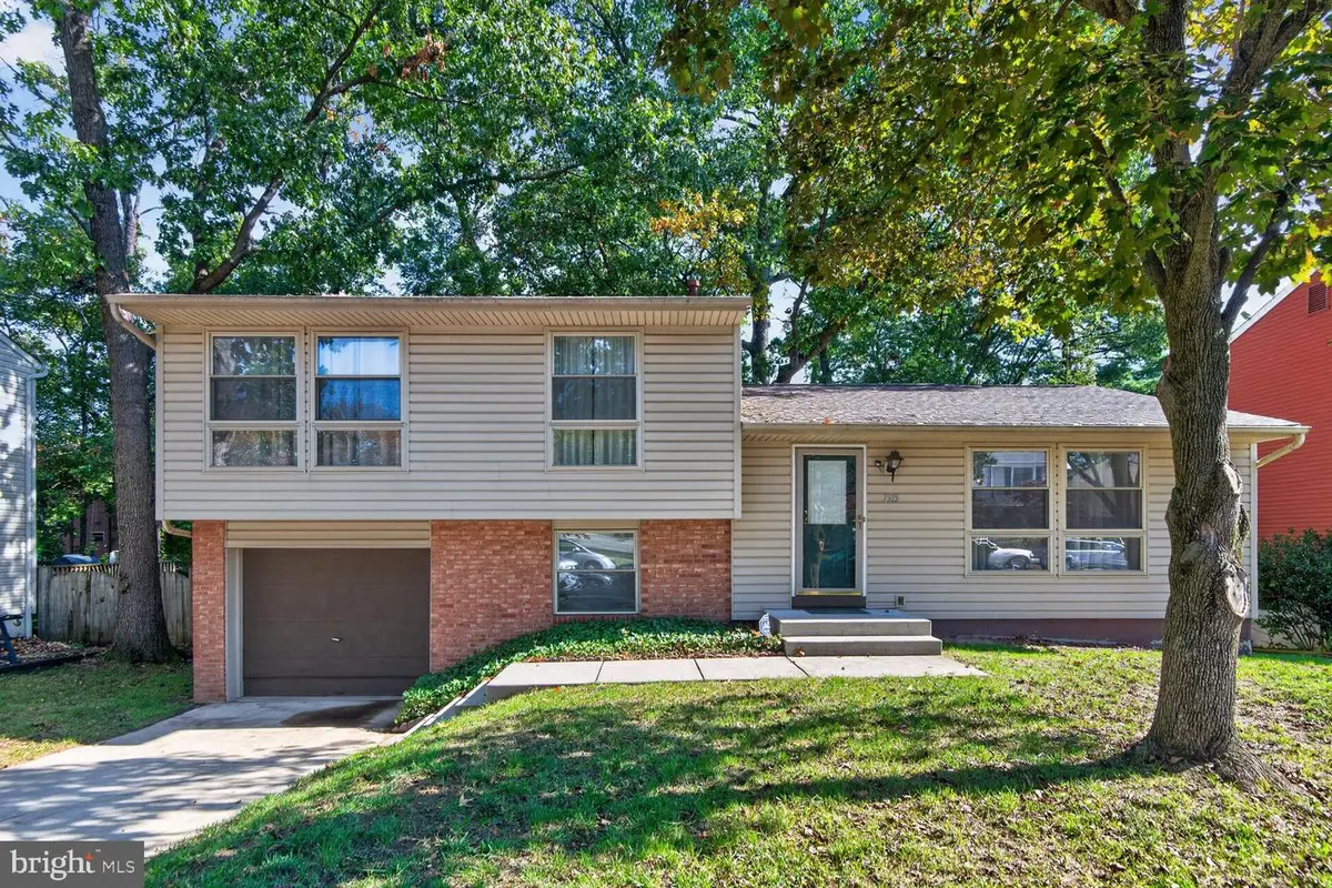 7915 Parke West Dr, Glen Burnie, MD 21061 - #1