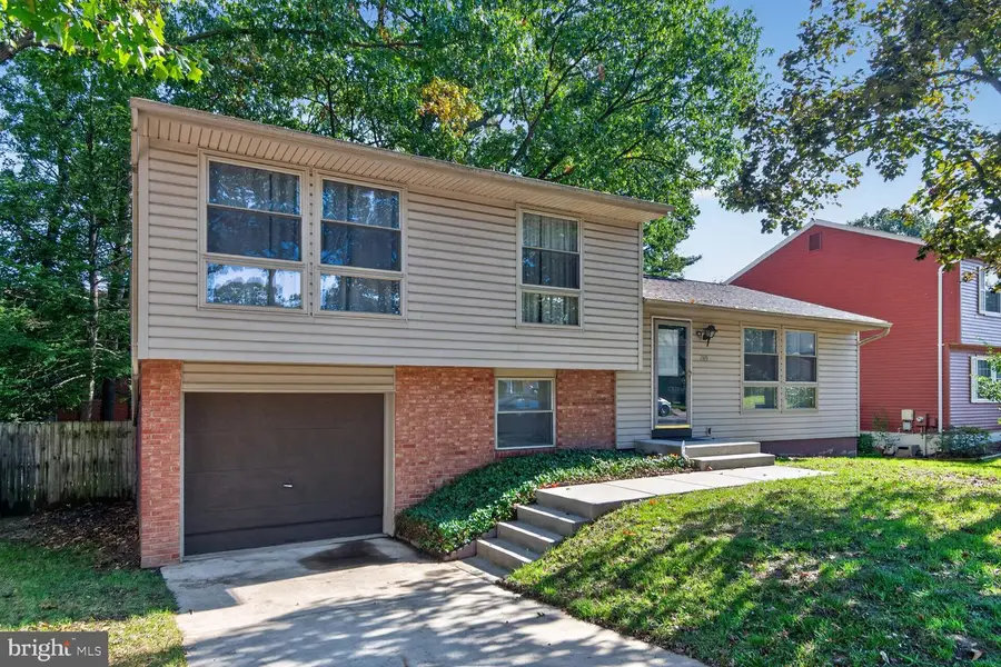 7915 Parke West Dr, Glen Burnie, MD 21061 - #2