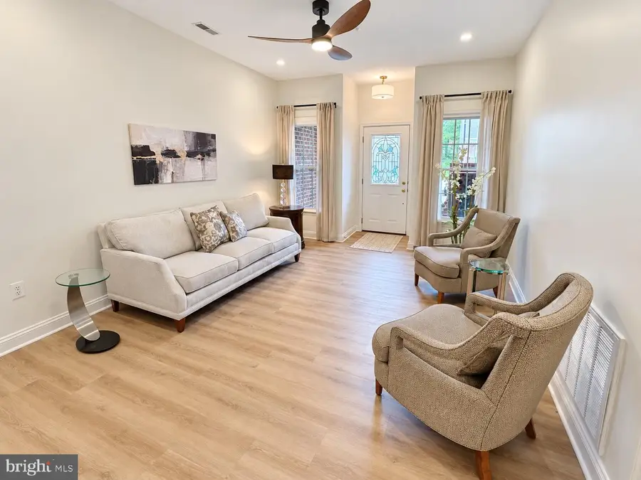 926 Perry Landing Ct, Annapolis, MD 21401 - #3