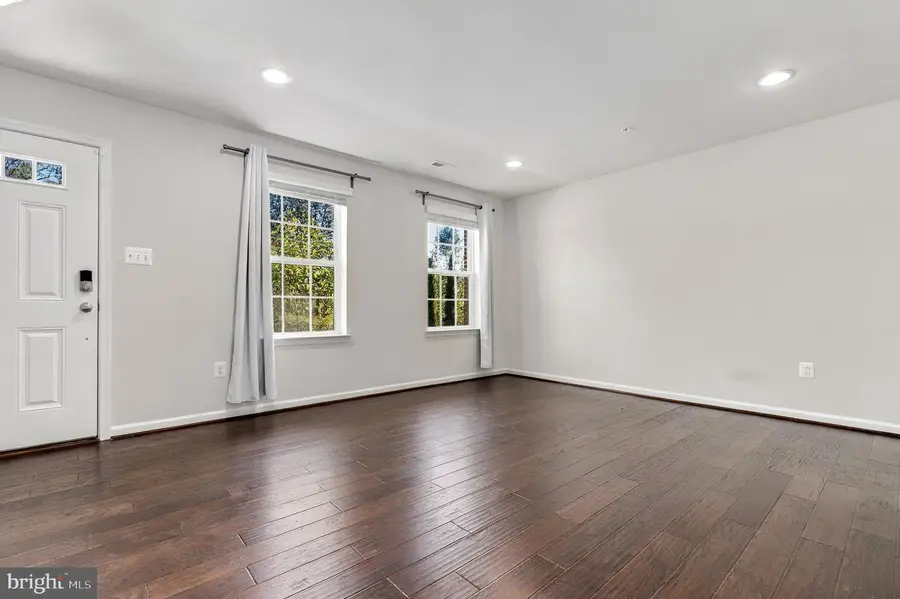 7207 Magnolia Ct, Hanover, MD 21076 - #3