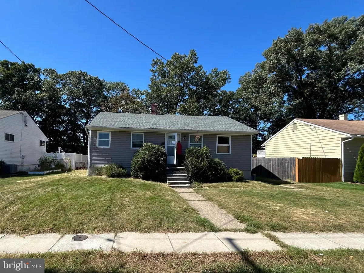 520 Kent Rd, Glen Burnie, MD 21060 - #1