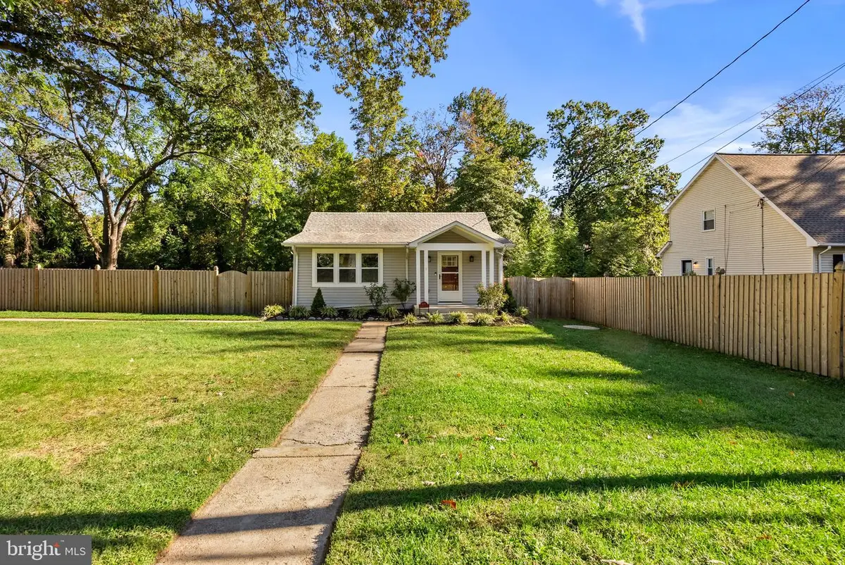 8055 Belhaven Ave, Pasadena, MD 21122 - #1
