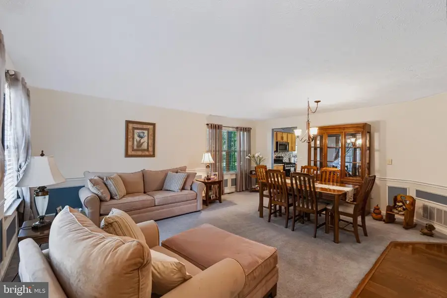 8056 High Oak Rd, Glen Burnie, MD 21060 - #3