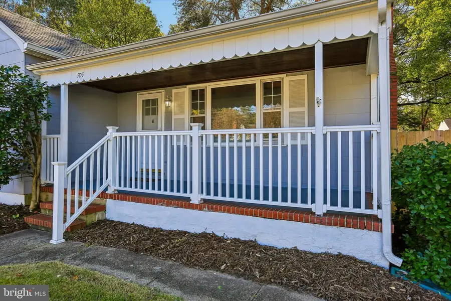 705 Stewart Ave, Glen Burnie, MD 21061 - #3