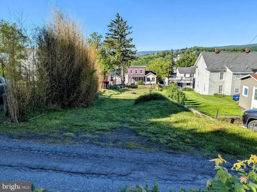 216 E Main St, Frostburg, MD 21532 - Image #2